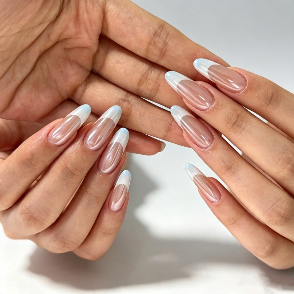 Artificial nails with transparent and modern French tips Stornfield