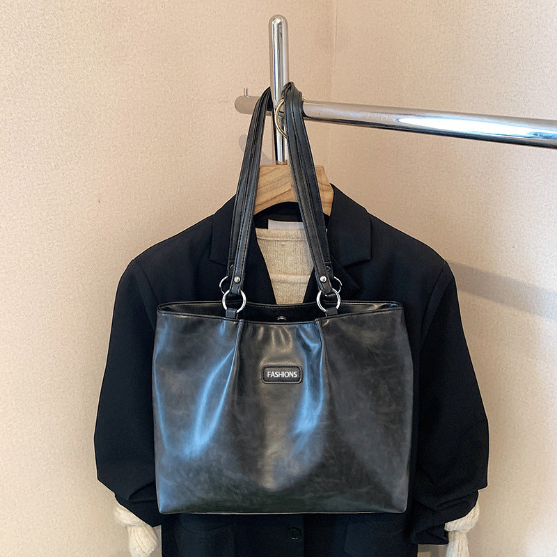 Modern Elegant Handbag Stornfield