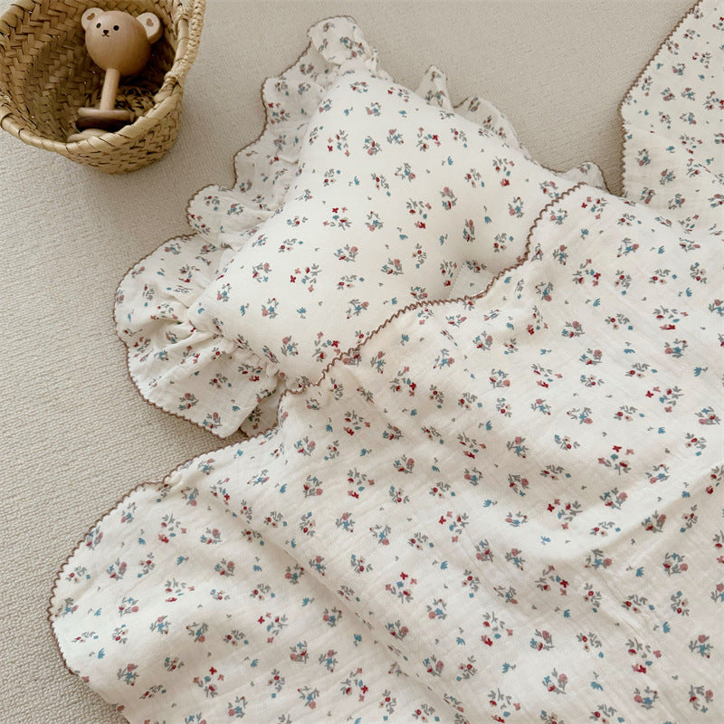 Unisex Muslin Blanket with delicate floral design and elegant ruffles Stornfield
