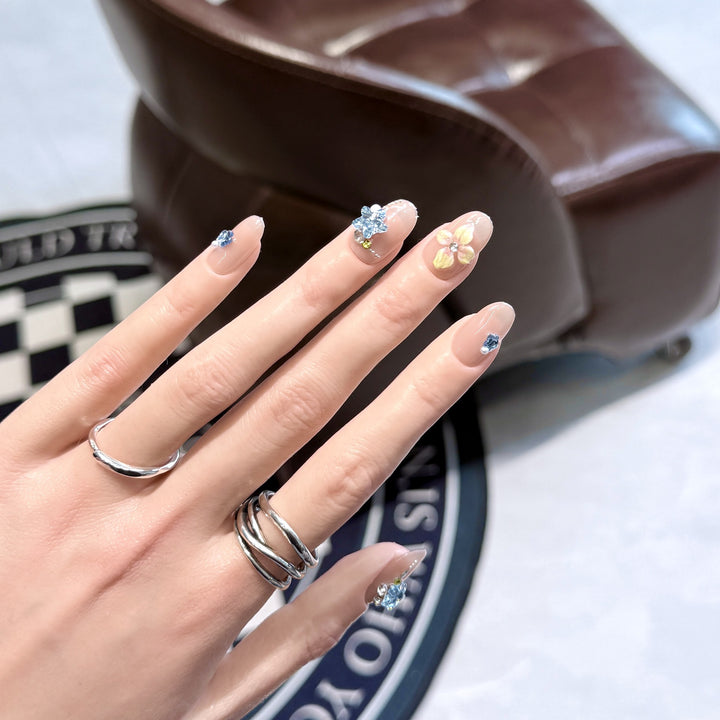 Artistic Floral Press-On Nail Tips Stornfield