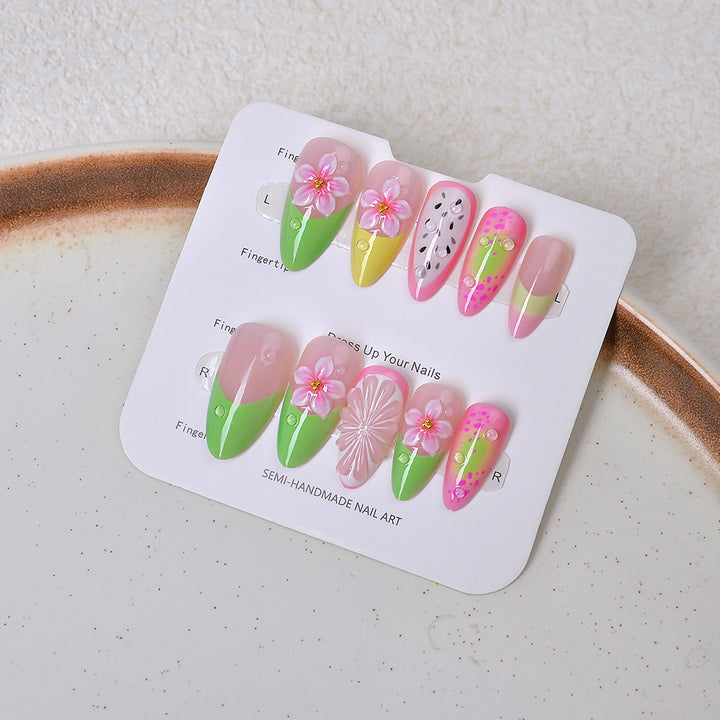 Artistic Floral-Patterned Press-On Nail Set Stornfield