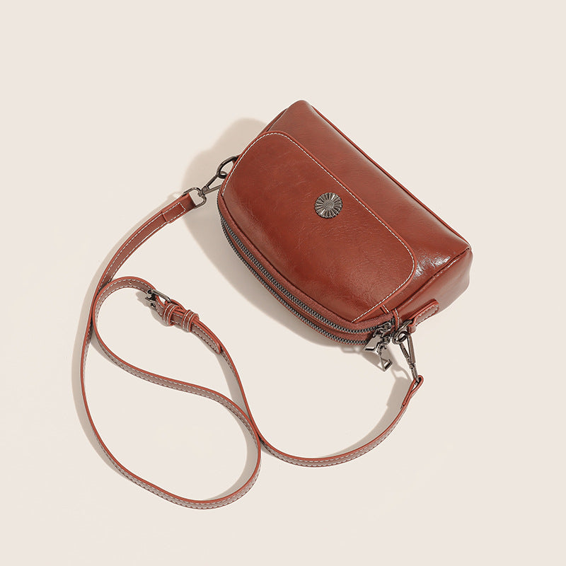 Vintage-Inspired Leather Crossbody Bag