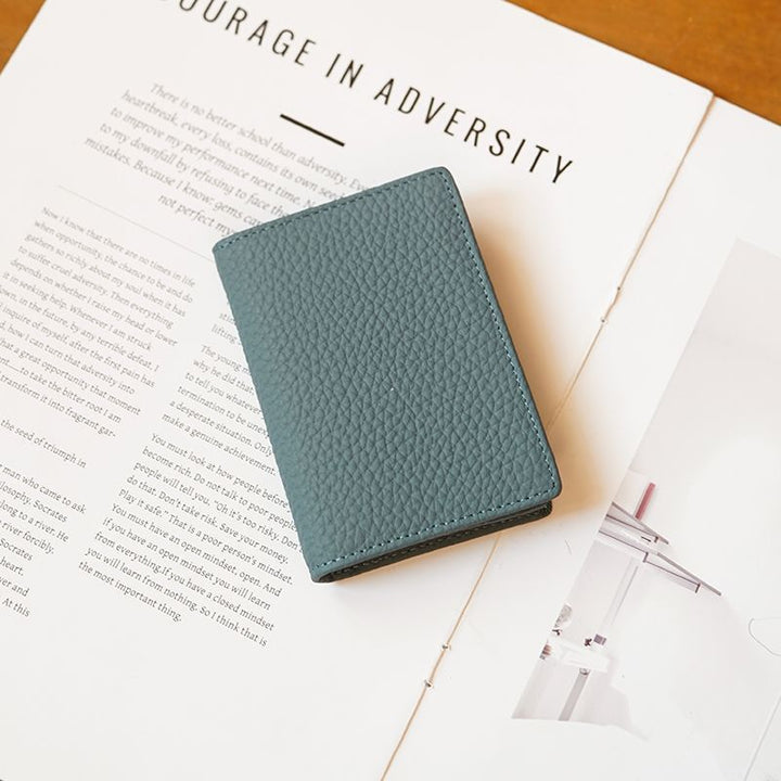 Luxurious Textured Leather Card Holder