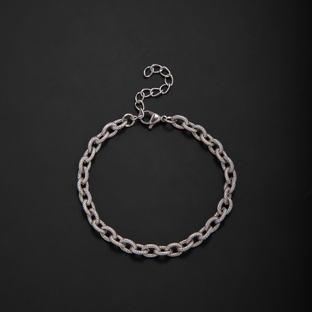 Interlaced Metal Link Bracelet Stornfield