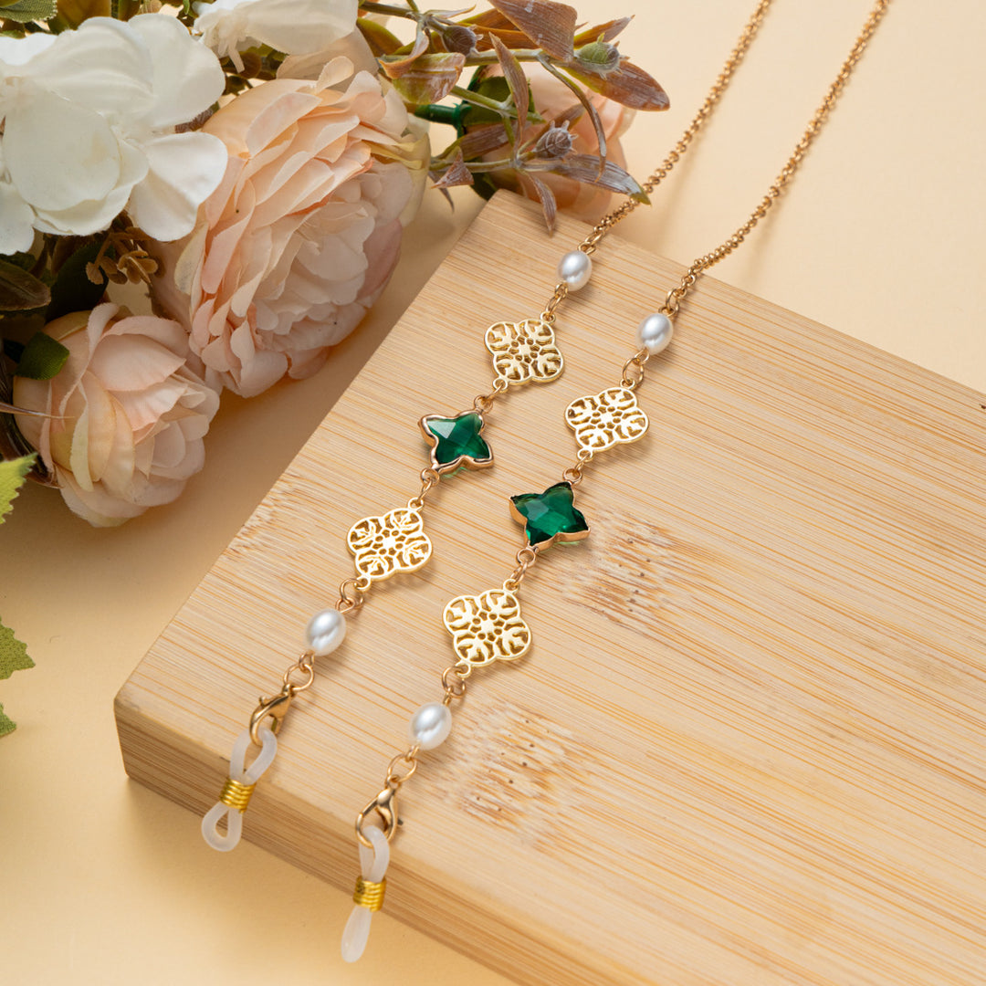 Elegant Gemstone and Pearl Eyewear Chain Stornfield