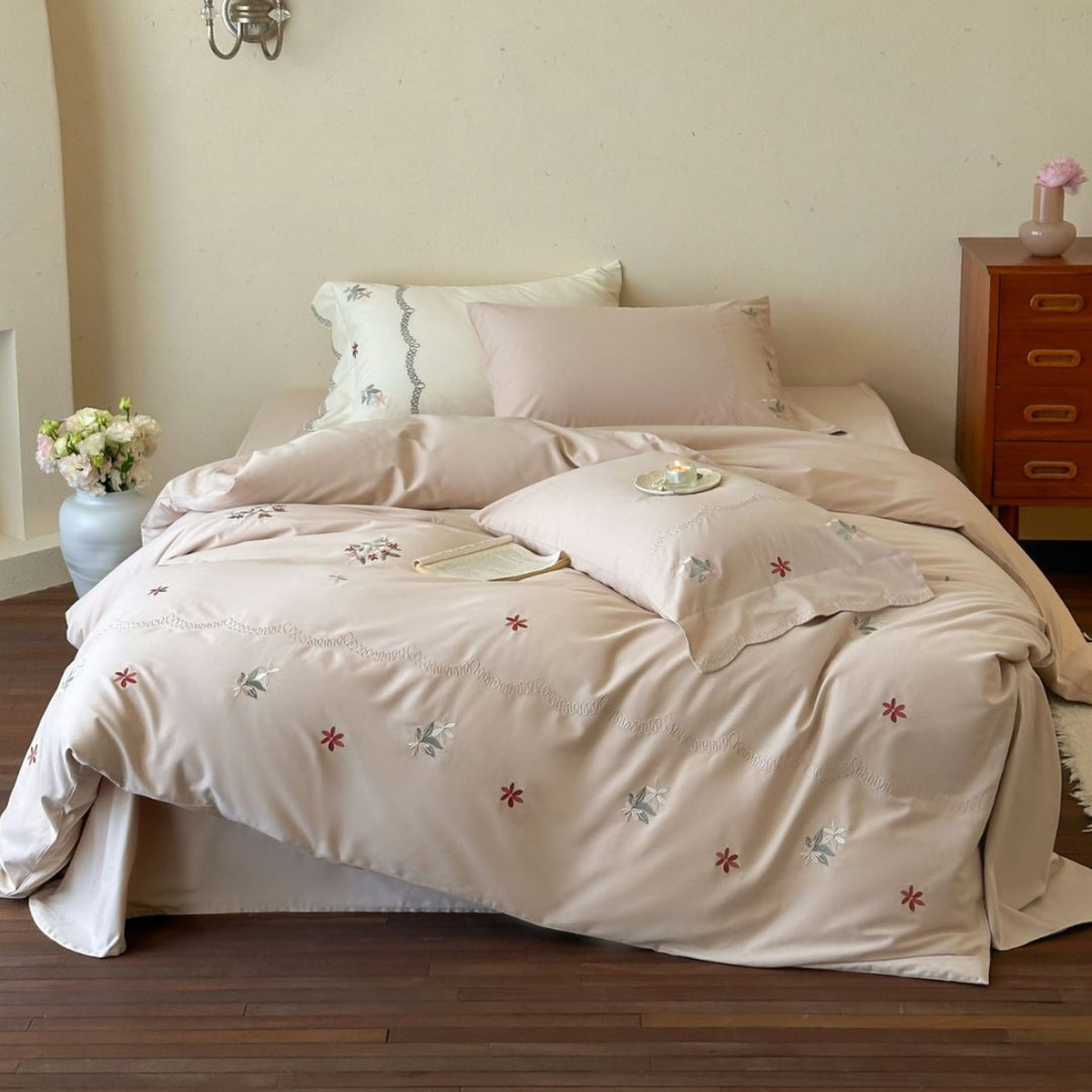 Embroidered Scalloped Lace Duvet Cover Bedding Set with Ruffle-Trim Decorative Pillow