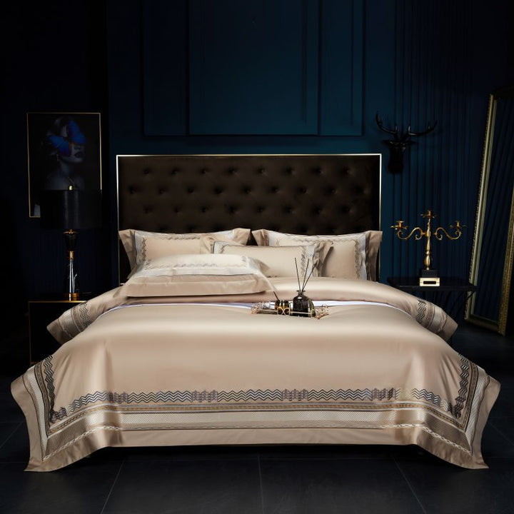Luxury Egyptian Cotton Sateen Duvet Cover Set with Embroidered Baroque Medallion