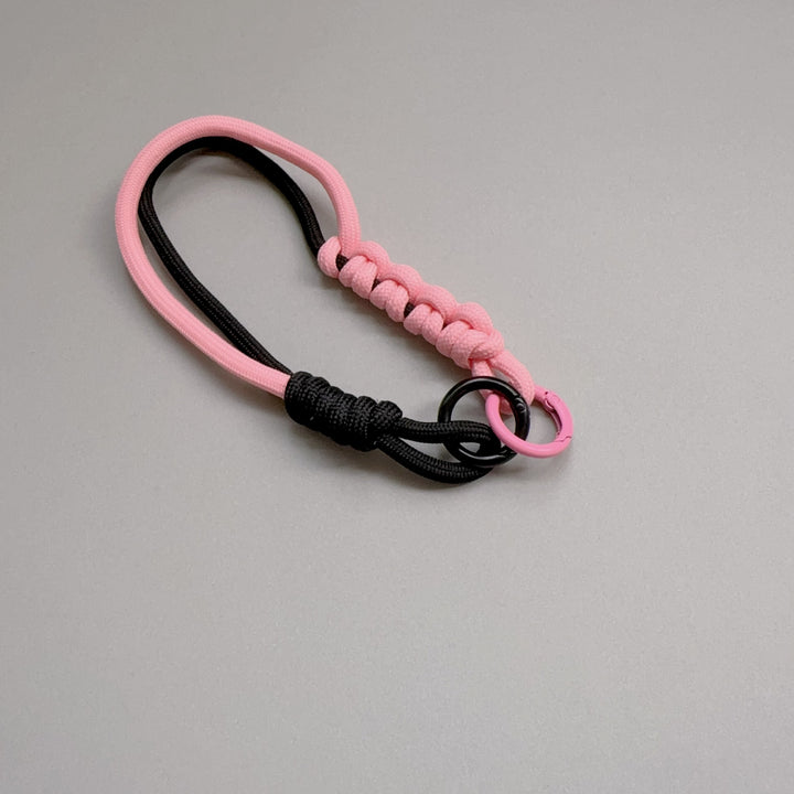 Paracord Keychain Holder Stornfield