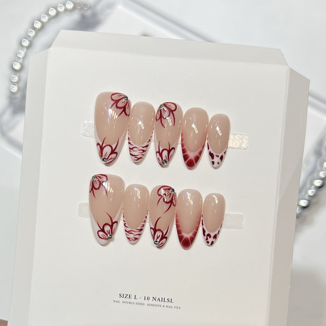 Artistic Floral Press-On Nail Design Set Stornfield