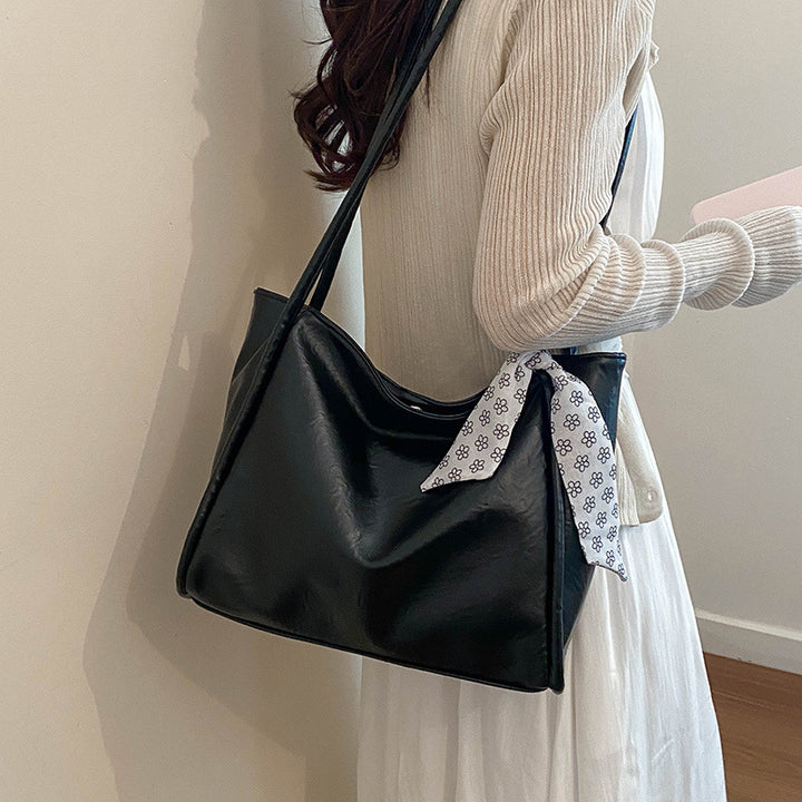 Stylish Bow-Accent Handheld Bag