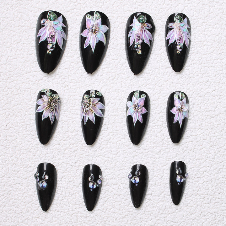 Floral Embellished Press-On Nails Stornfield
