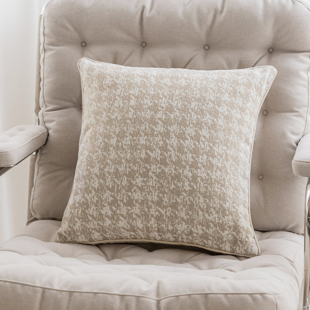 Soft and breathable decorative cushion with velvet cover