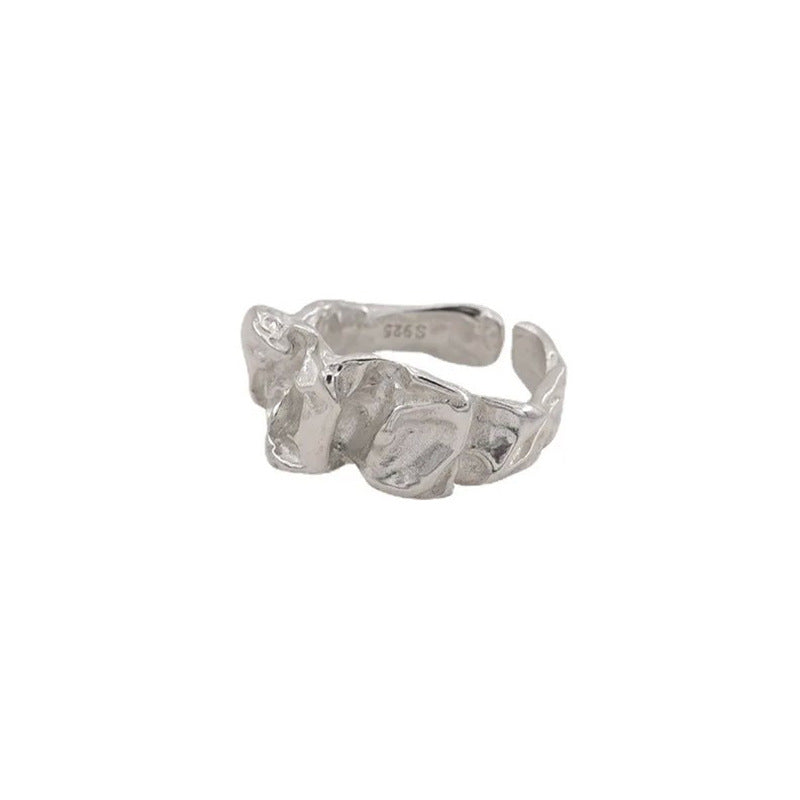 More elegant and timeless ring Stornfield