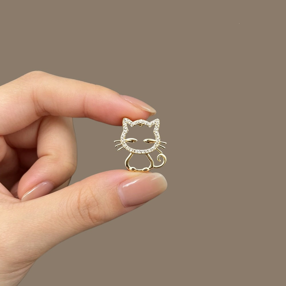 Glittering Cat Brooch Stornfield