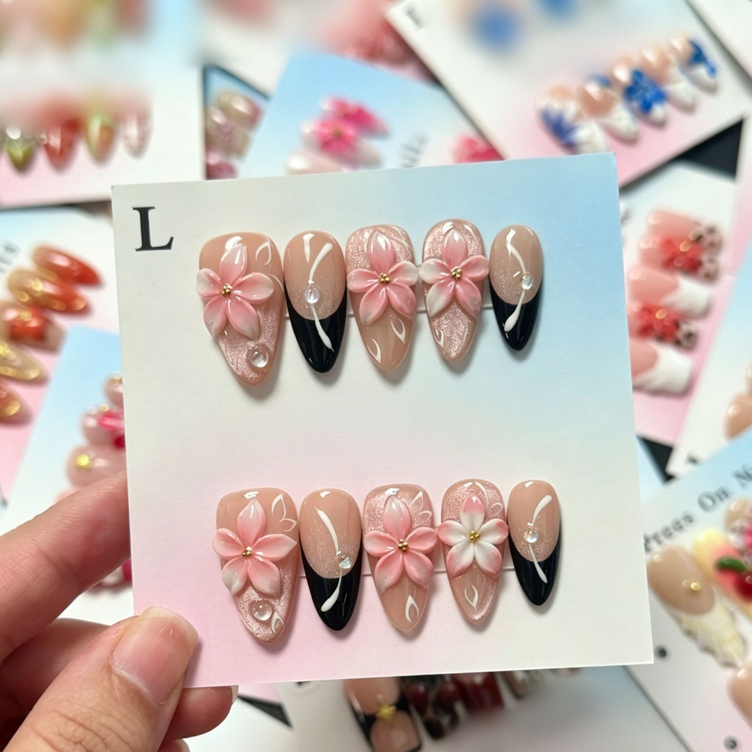 Handmade Floral Design Press-On Nails Set