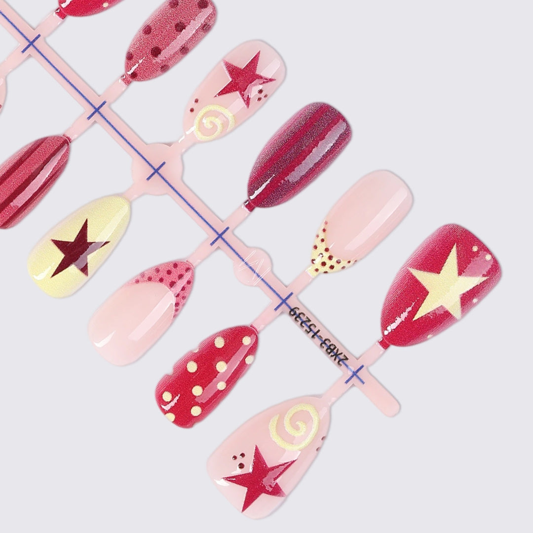 Nail art set with creative star and spiral motifs Stornfield