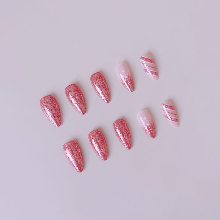 Acrylic nail set with sparkling Christmas design Stornfield