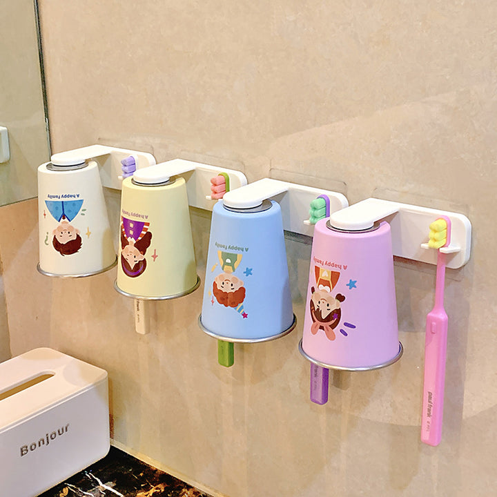 Wall-mounted toothbrush holder with playful animal design Stornfield