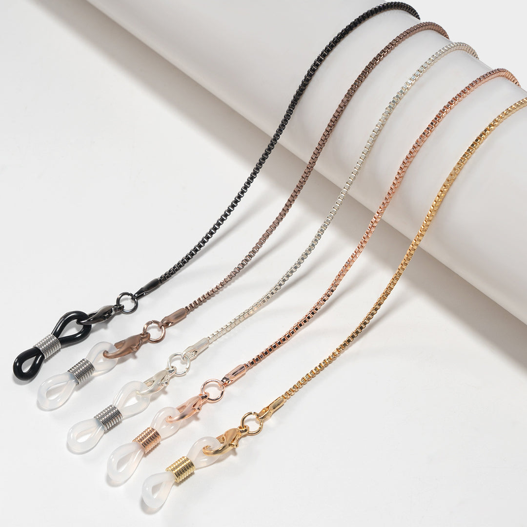 Sleek Eyewear Chain Stornfield
