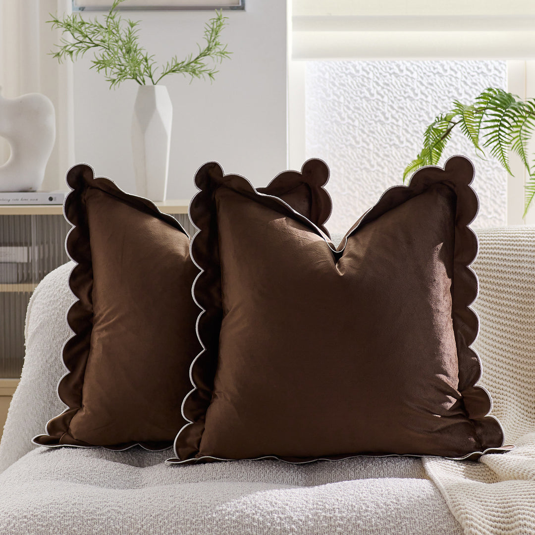 Plush Scalloped Velvet Throw Pillow Cover