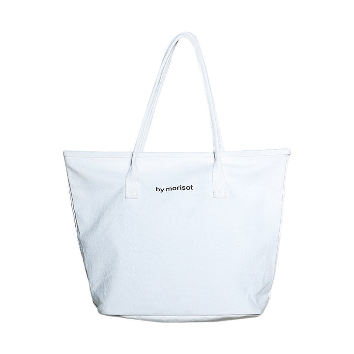 Everyday handbag with spacious interior and sturdy design Stornfield
