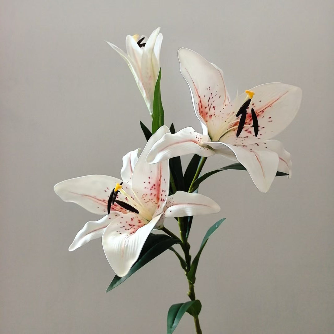 Lifelike Lily Stem Bouquet