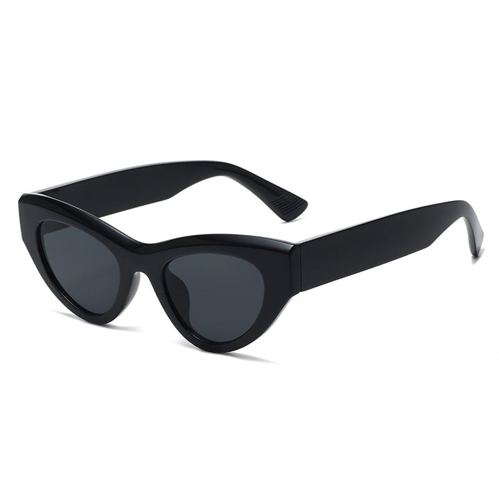 Women’s fashionable sunglasses in trendy cat-eye style Stornfield