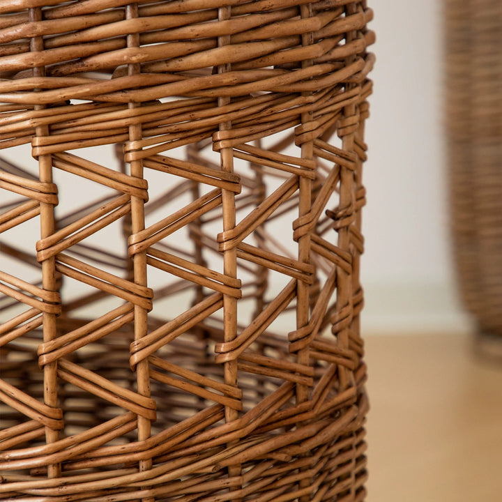Handcrafted willow basket with cotton lining Stornfield
