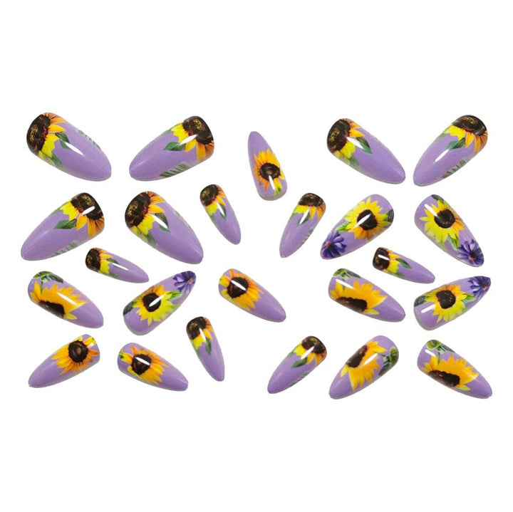 Art Nails in Luxurious Floral Design Stornfield 1787298902
