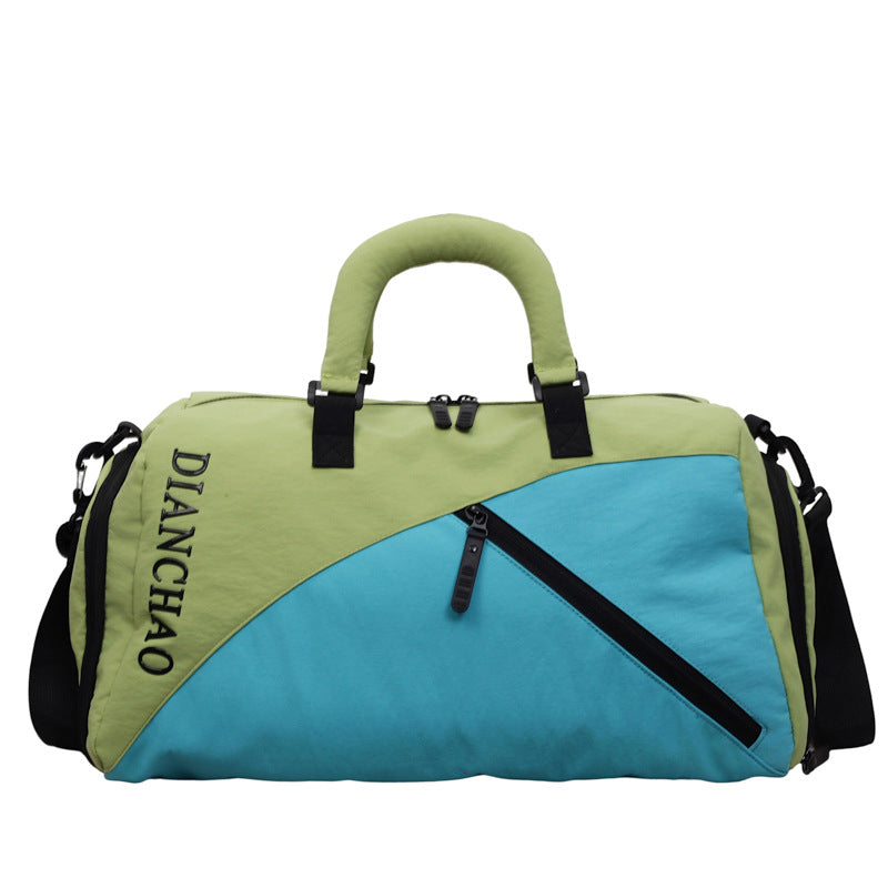 Sporty travel bag with various compartments and durable material Stornfield