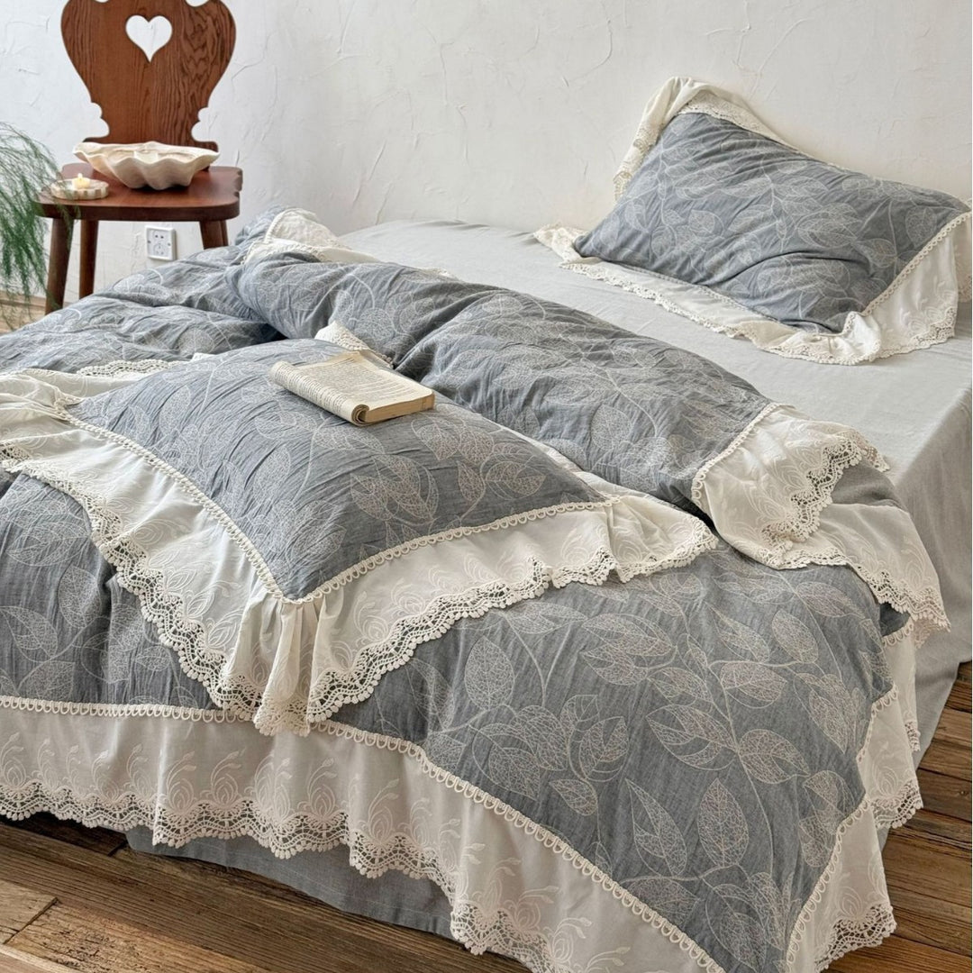 Lace-Trim Reversible Leaf Jacquard Duvet Cover Set