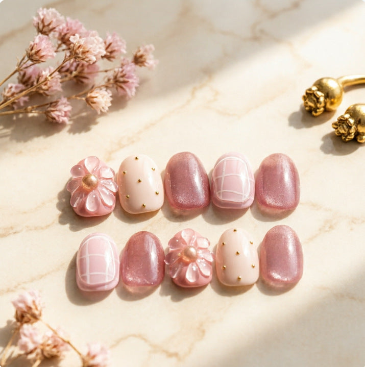 Artificial nails with floral designs Stornfield