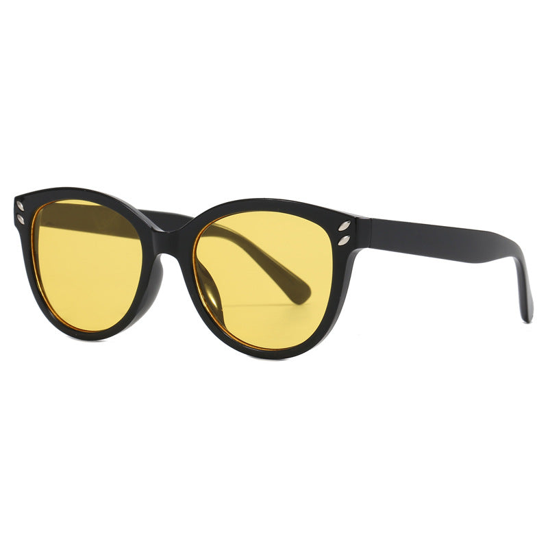 Ladies fashionable designer sunglasses with unique glamour frame Stornfield
