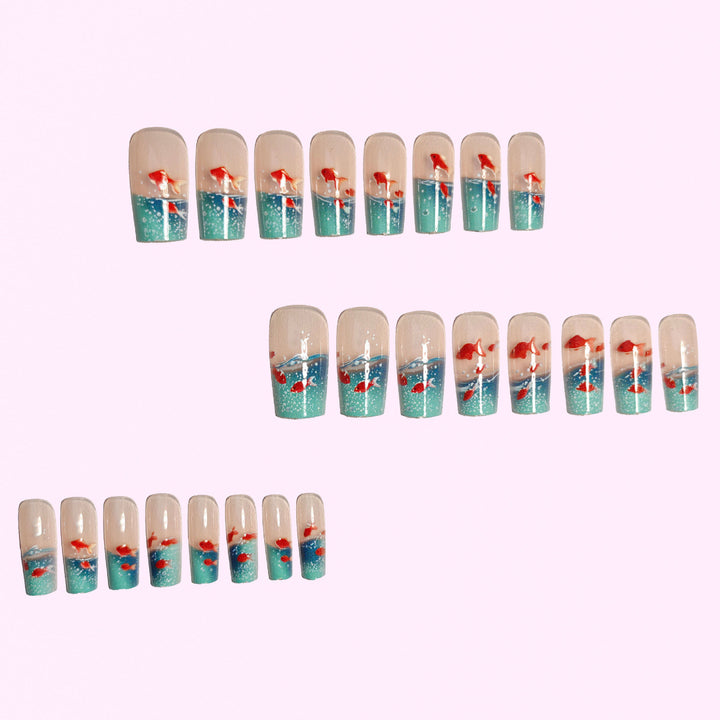 Artifical nails with maritime goldfish design Stornfield