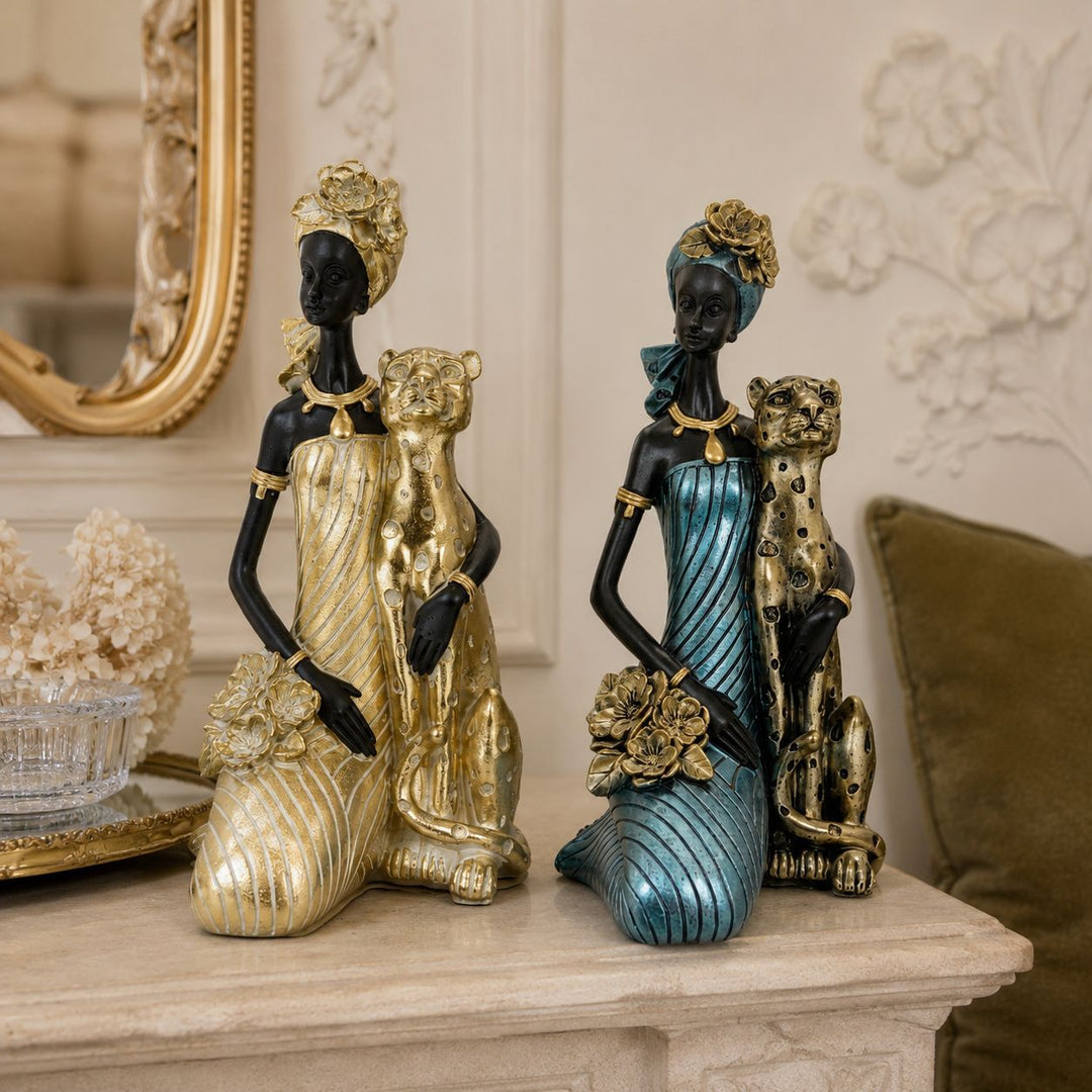 Elegant sculpture with leopard casting Stornfield