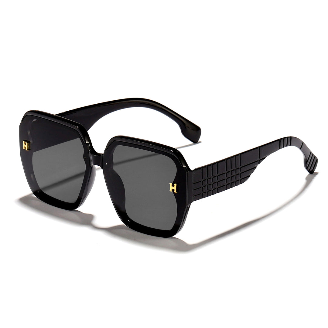 Women's fashionable sunglasses with square frame and trendy lenses Stornfield