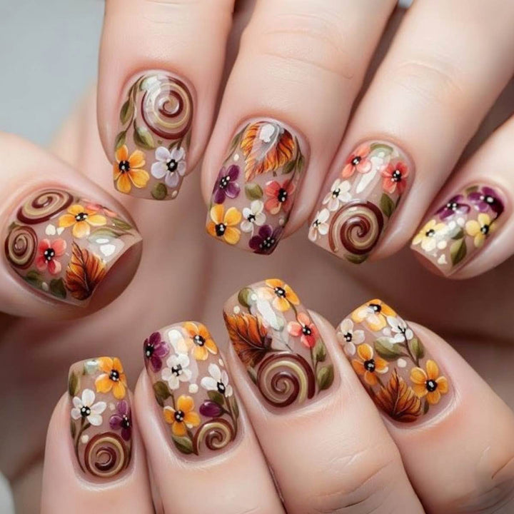 Artificial nail set with striking floral decorations Stornfield