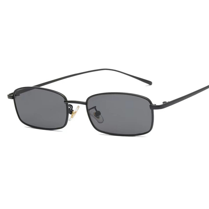 Ladies exclusive sunglasses with striking tortoiseshell pattern and sturdy frame Stornfield