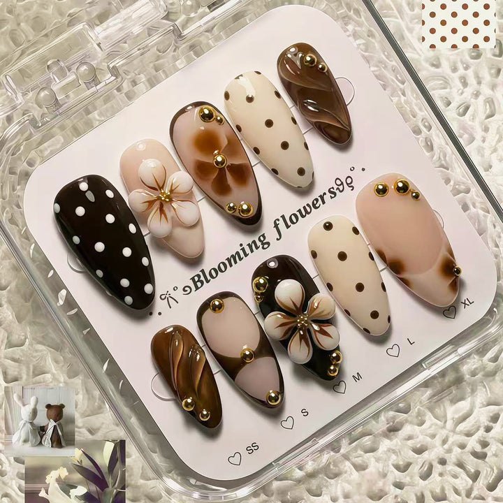 Decorative Press-On Nail Art Set with Floral and Geometric Designs