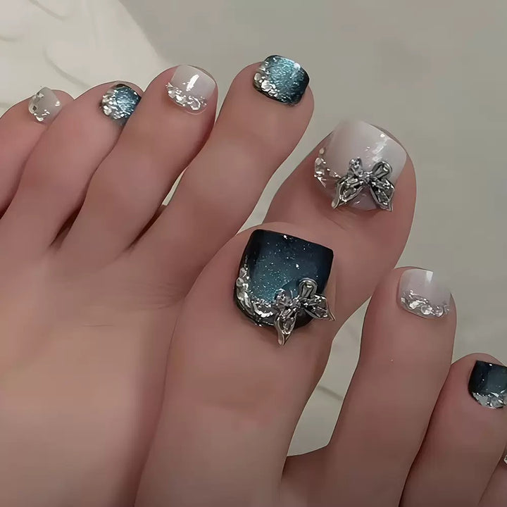 Artificial nail set with elegant 3D decorations and glitter accents Stornfield