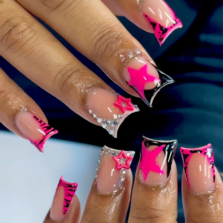 Thematic Star-Embellished Press-On Nail Extensions Stornfield
