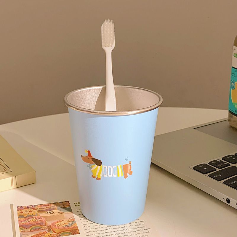 Toothbrush Holder in Modern Dog Design Stornfield