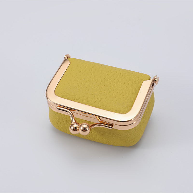 Elegant Vintage Clutch Stornfield