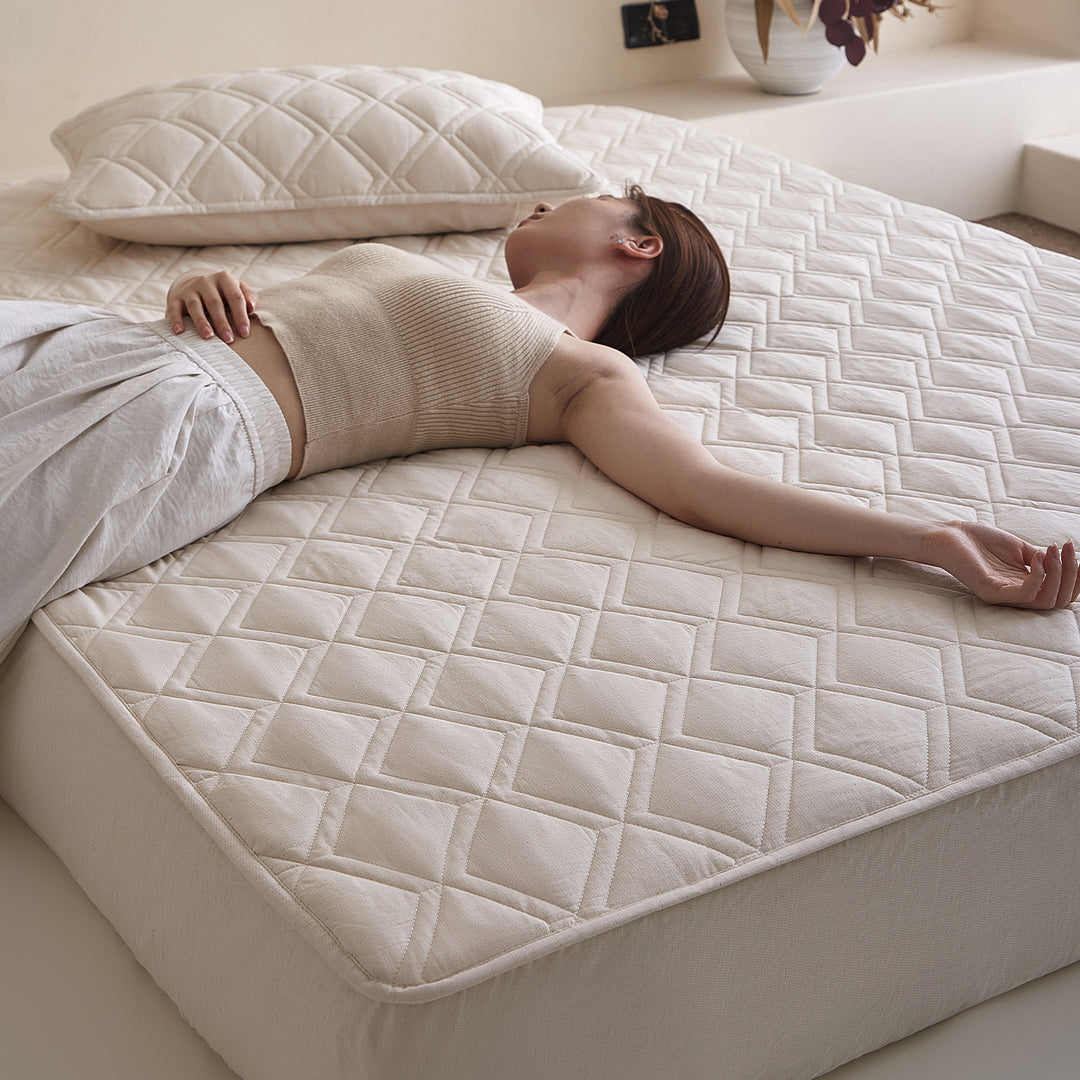 Quilted Breathable Fitted Mattress Topper Protector with Diamond Stitch and Hypoallergenic Cotton Shell