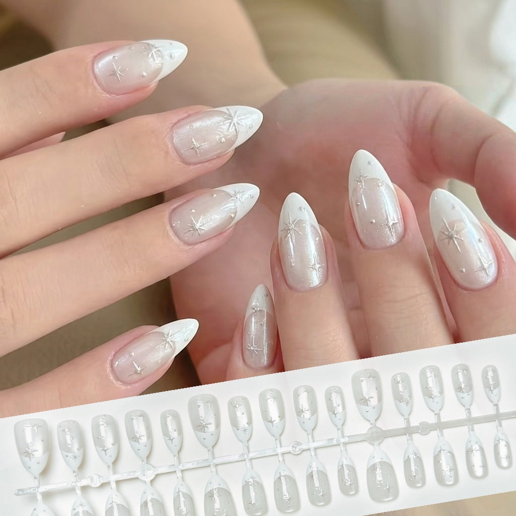 Elegant Press-On Nail Art
