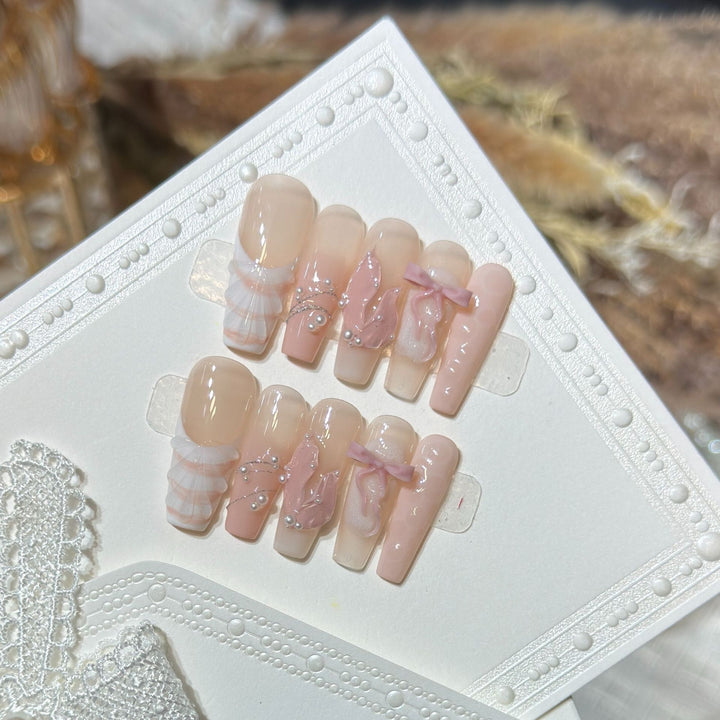 Artistic Decorative Press-On Nail Set Stornfield