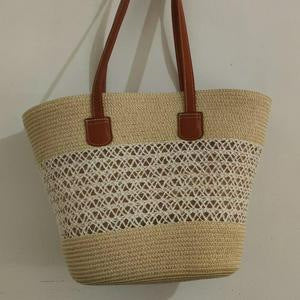 Oversized Beach Bag Made of Woven Material Stornfield