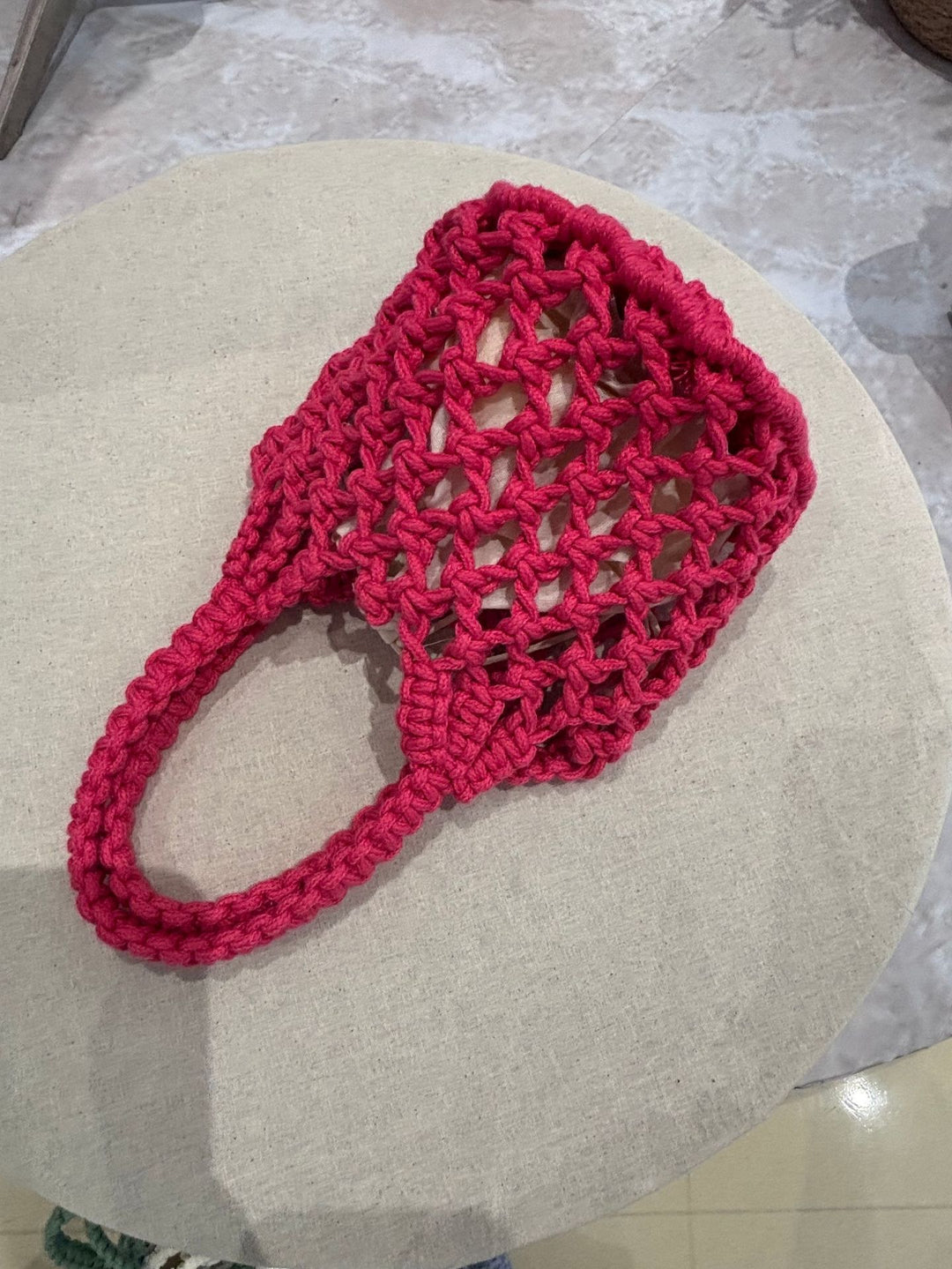 Fashionable handbag made of braided material Stornfield