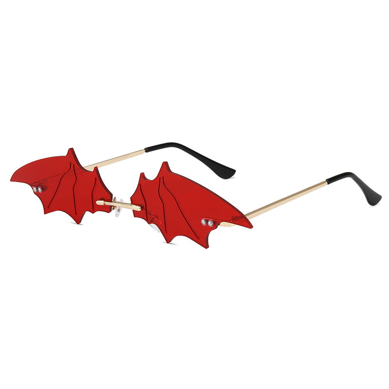 Women's designer sunglasses in exceptional bat style Stornfield