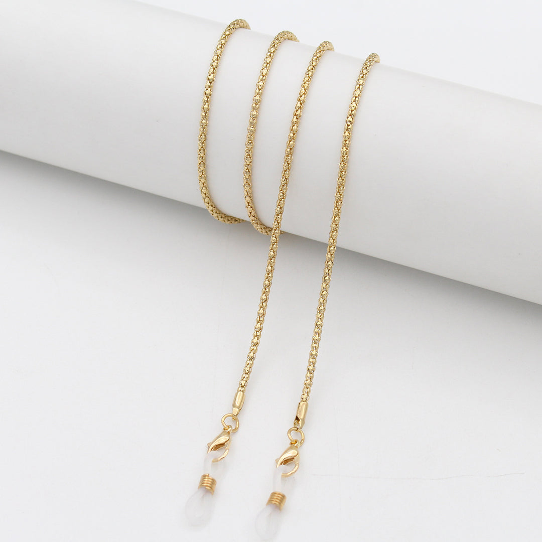 Elegant Pearl Chain Eyewear Holder Stornfield